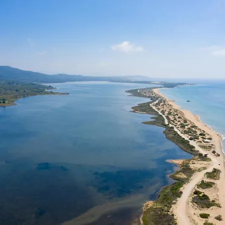 Seafront Nafsika - Private Heated Infinity Pool - Direct Access To The - Play Area Вилла *